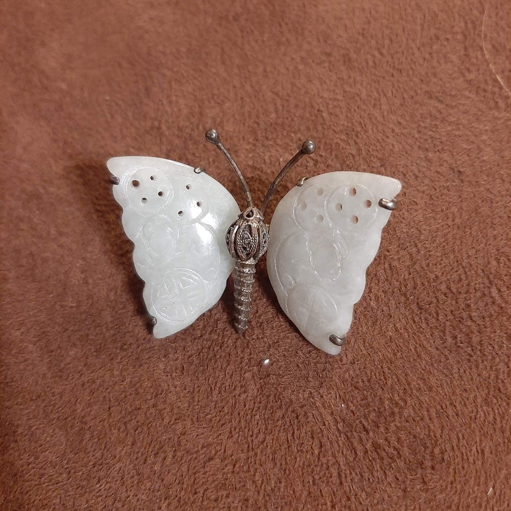 Jade-colored Butterfly Pin
